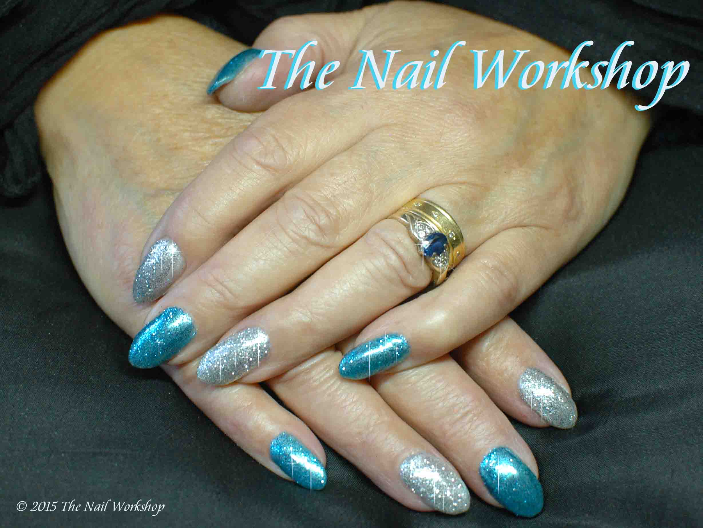 Gel II Deep Oceanand Artic White with Glitter Angie